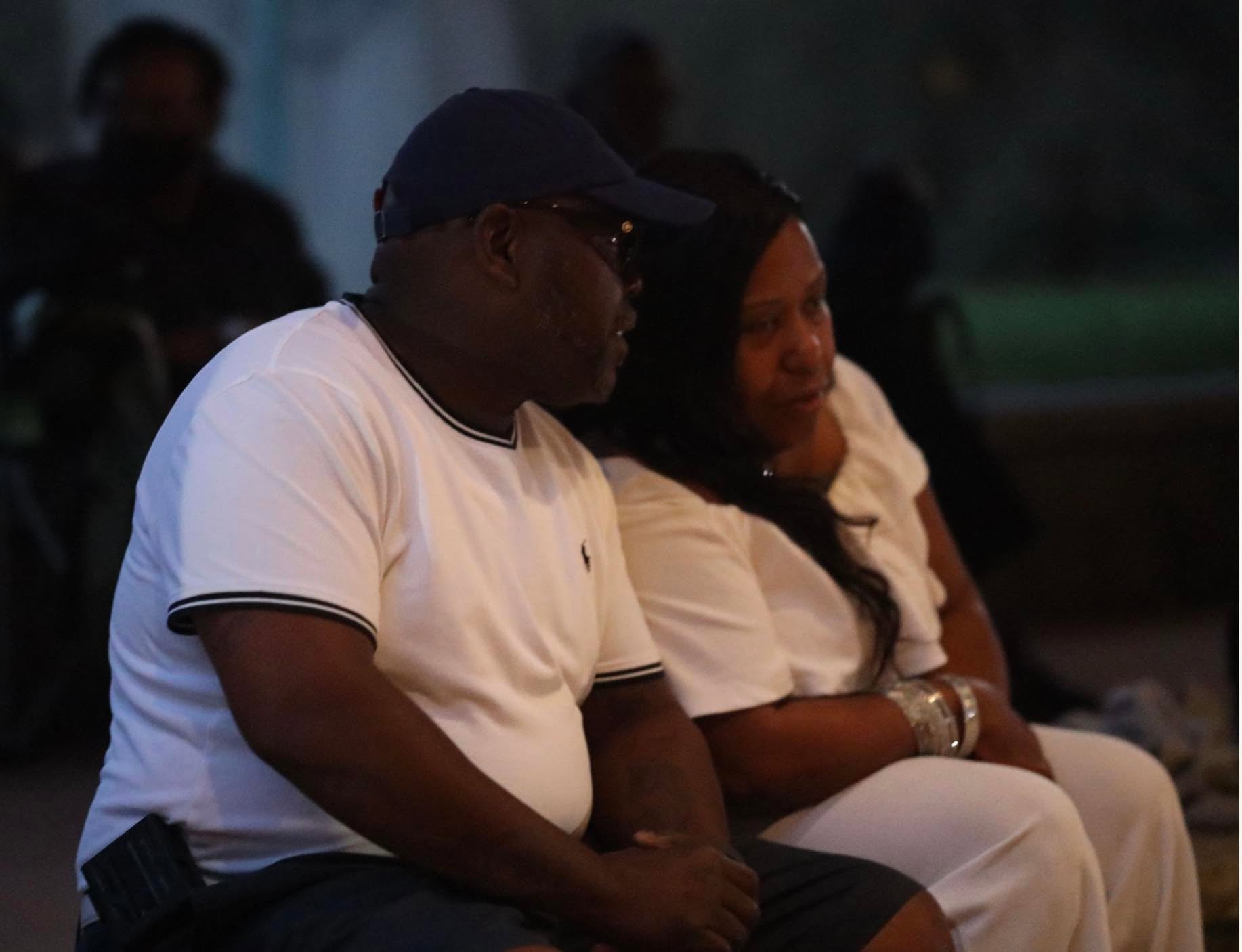 Jacksonville couples moment 2
